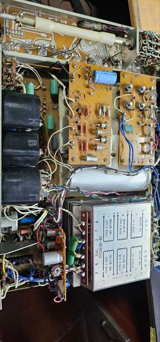 Усилитель Бриг 001 Сотилади 1989й