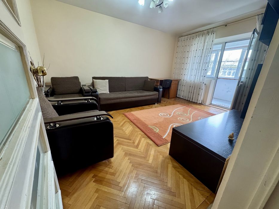 Apartament DUPLEX 4 camere CENTRAL,2 băi,2 locuri de parcare,terasă