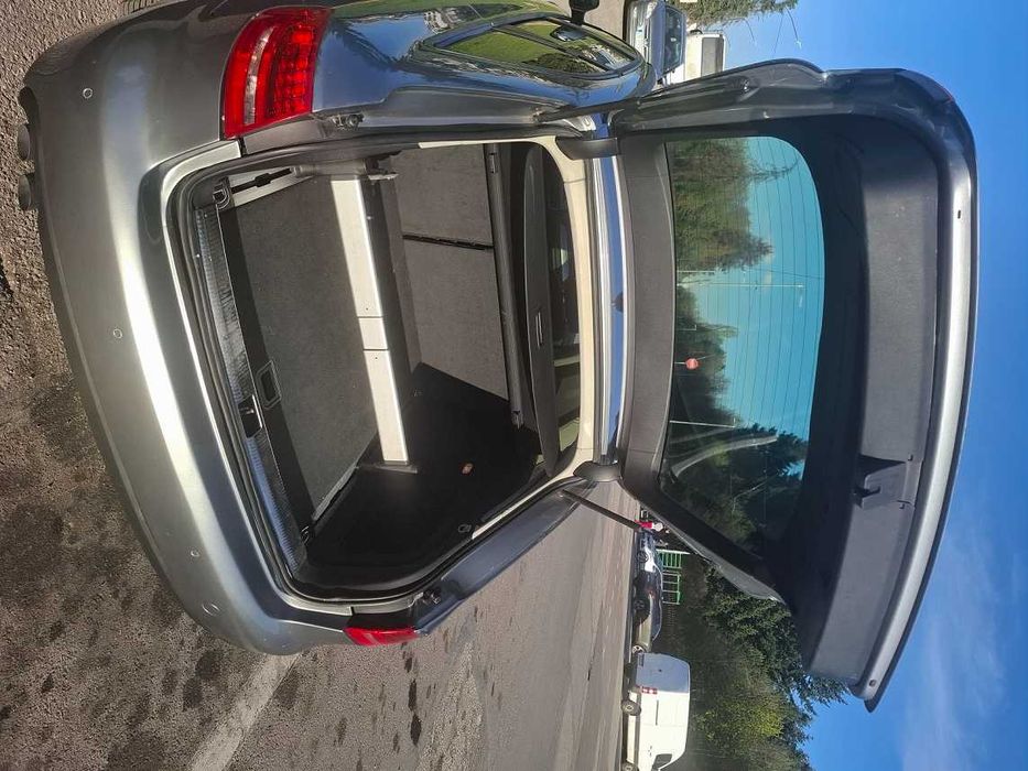 Ауди Авант 2. 0 TDI 143 к.с.