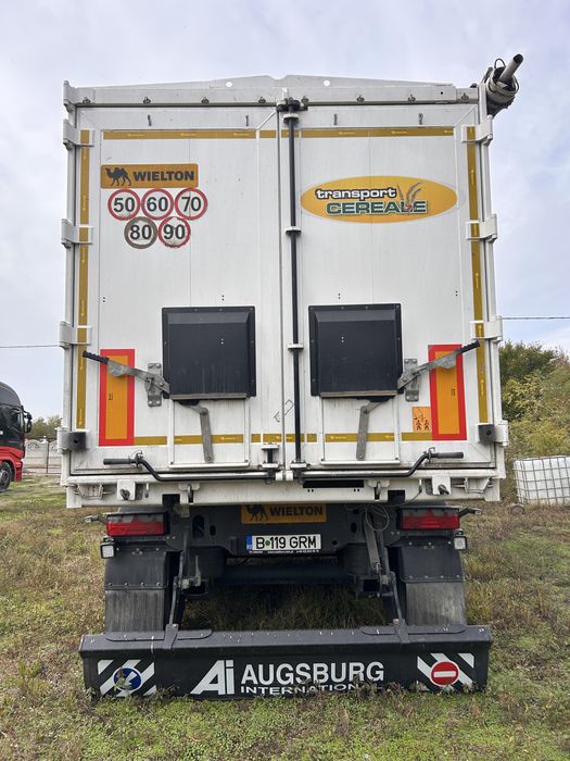 Ofer spre inchiriere