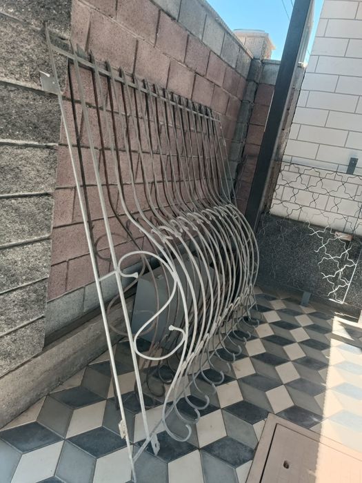 Продам решетки на окна