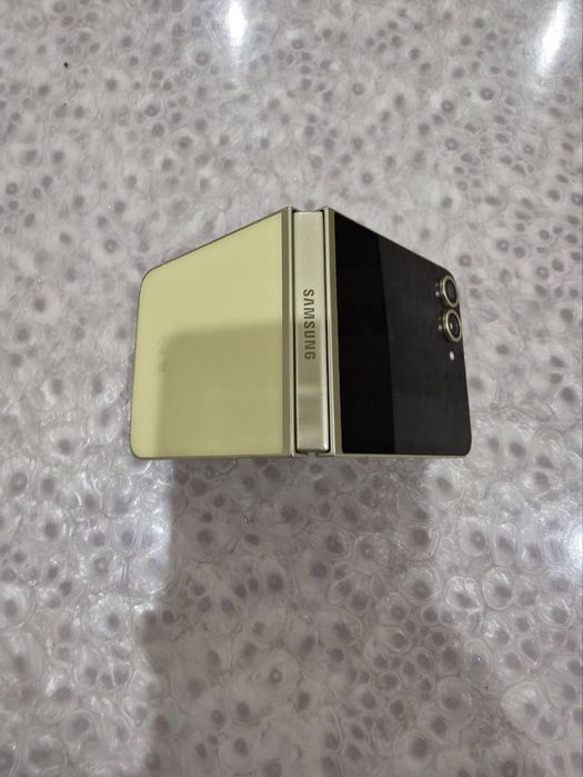 Samsung z flip 6 256gb