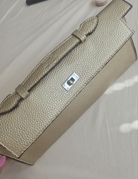 Чанта- клъч златна