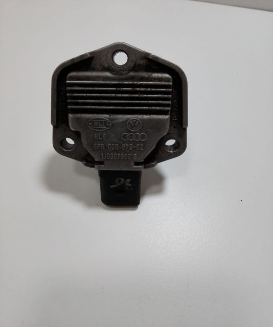 Senzor  nivel ulei  00807902 Volkswagen VW Passat B5.5 (facelift) ser