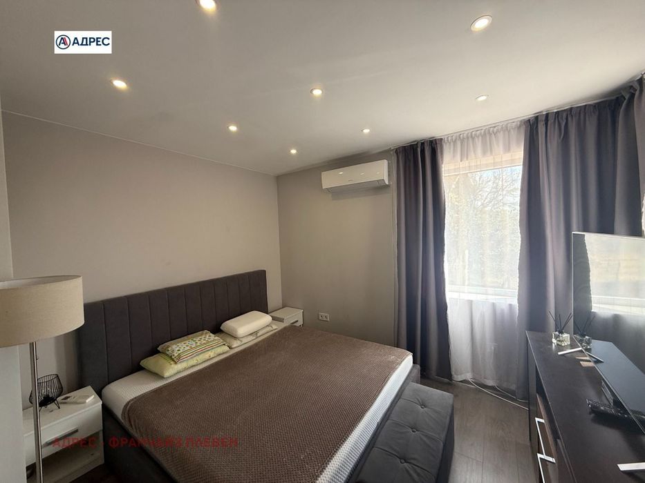 Продава се Къща в с. Хърлец, Област Враца - 73 кв.м за 1028 €/кв.м - Снимка #3
