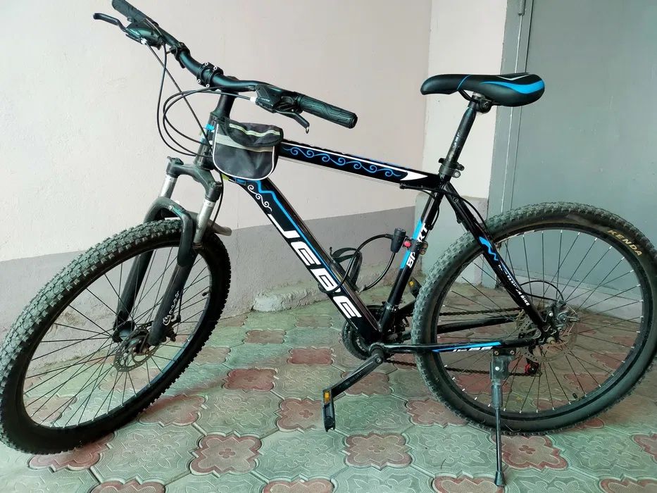 Велосипед фирмы Jebe