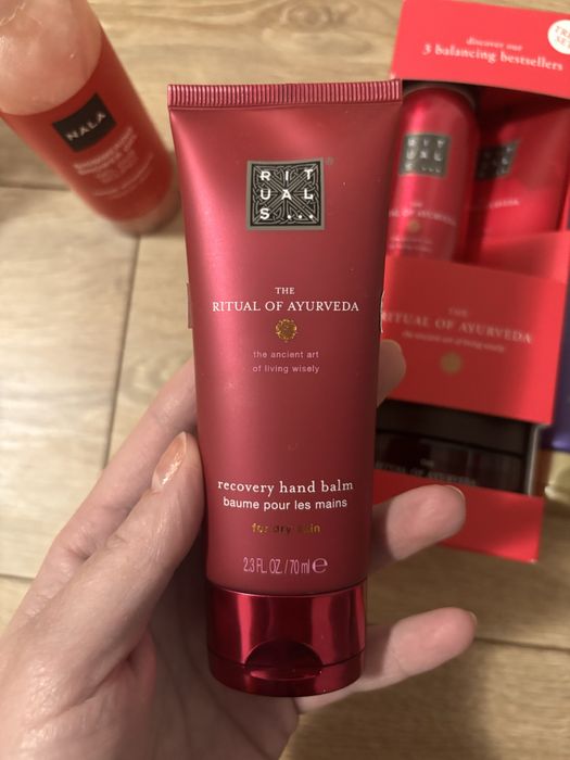 Set Rituals creme de corp, scrub, gel de dus