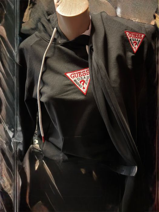 Страхотен памучен Анцуг Guess