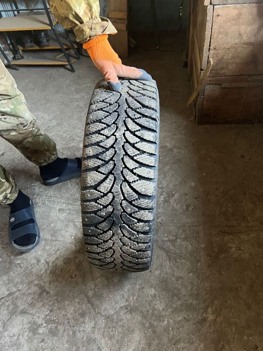 Шины шиповые R15