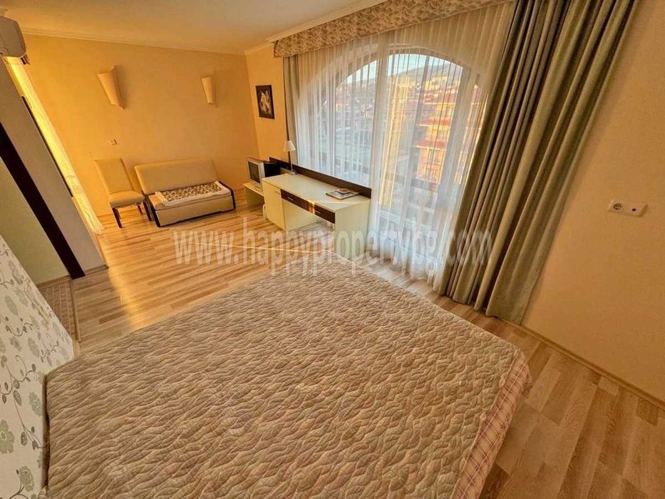 Продава се Тристаен апартамент в Свети Влас - 114 кв.м за 982 €/кв.м - Снимка #11