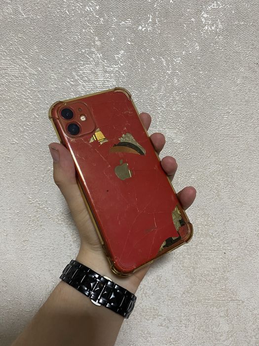 iPhone 11 / 64gb / 100% / торг имеется/ срочно