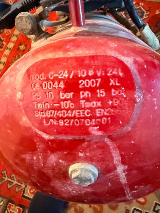 Компрессор сатылады. Обмен қарастыруға болады.