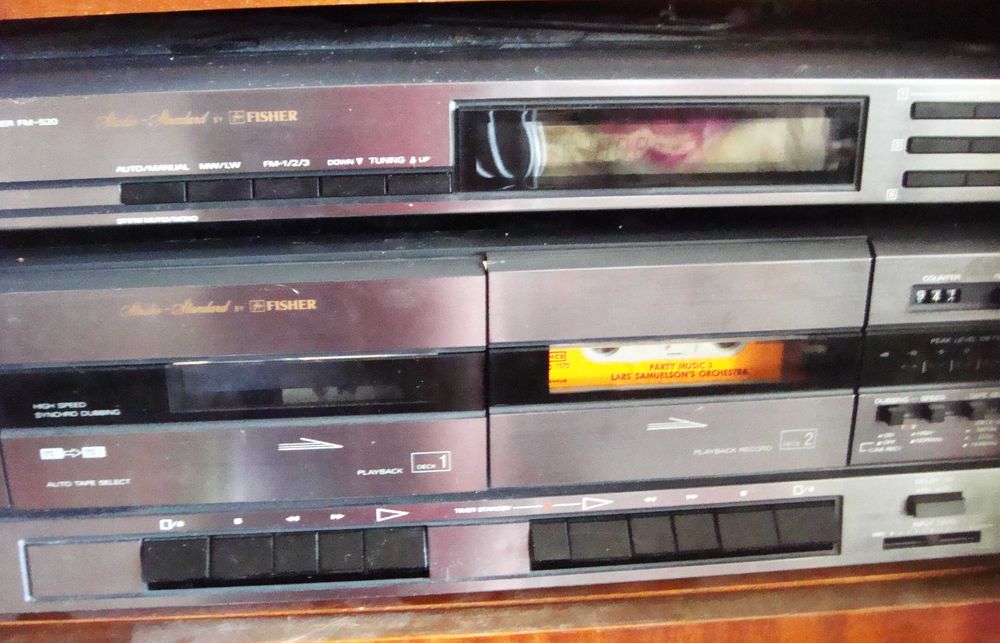 аудио система "Fisher"+ слушалки от XX-ти век