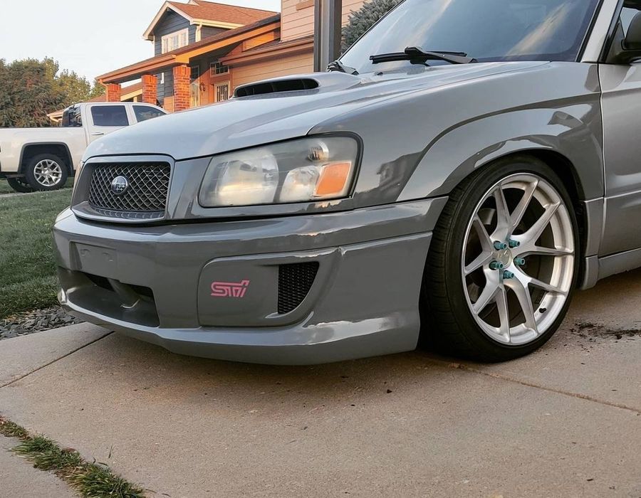 Бампер передний STI Subaru Forester SG Дорестайлинг