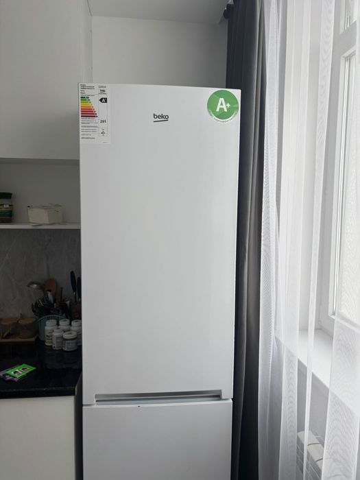 Продам холодильник beko