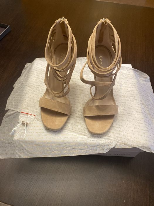Обувки нови “Eva Minge”