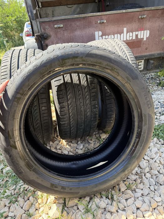 Pirelli Powergy 245/45 R18 XL DOT 0325 4броя
