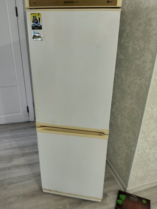 Продам холодильник LG