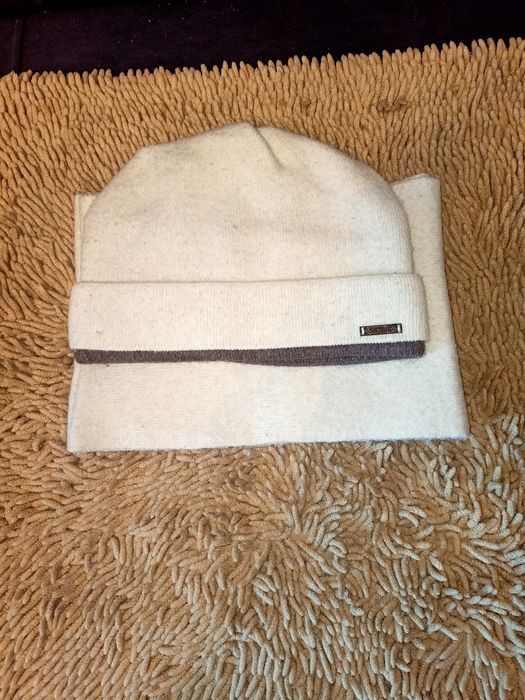 Продам шапку женскую