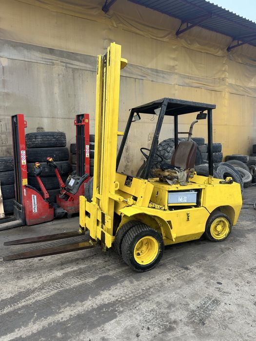 Stivuitor roti duble motor 4 pistoane