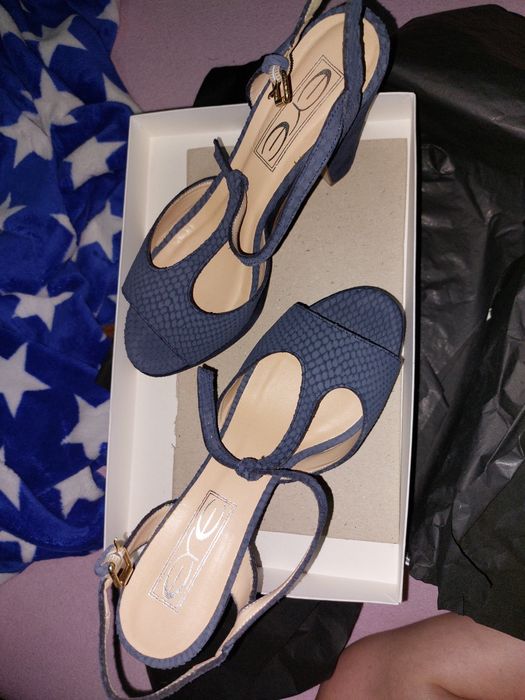 Sandale Cristina nr.39 perfect ptr nr.38