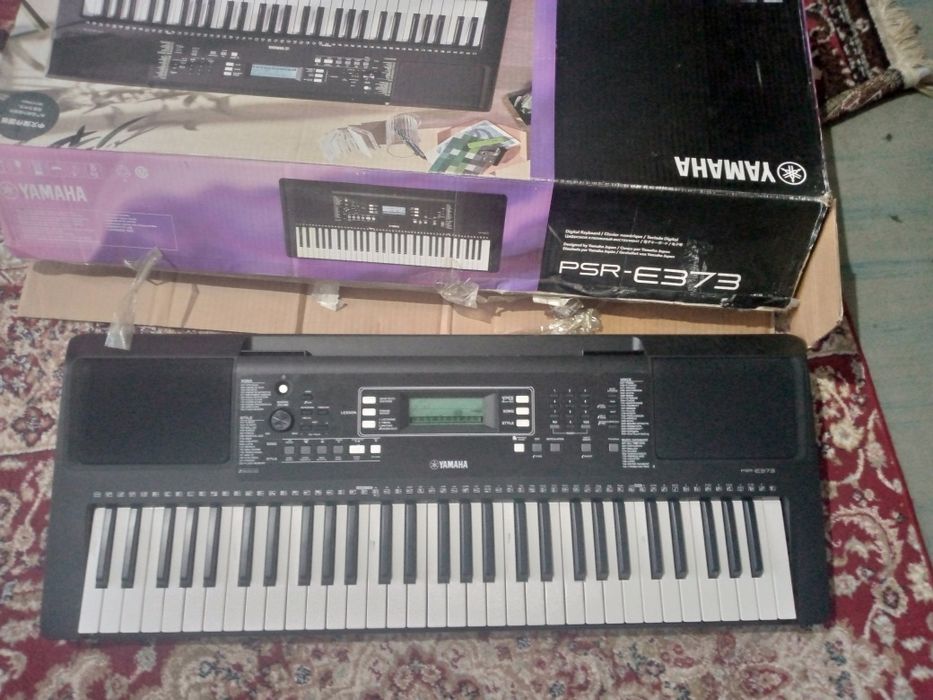 Pianina yamaha sotiladi