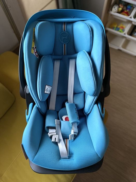 Детско столче Cybex  cloud G i size с база Isofix G