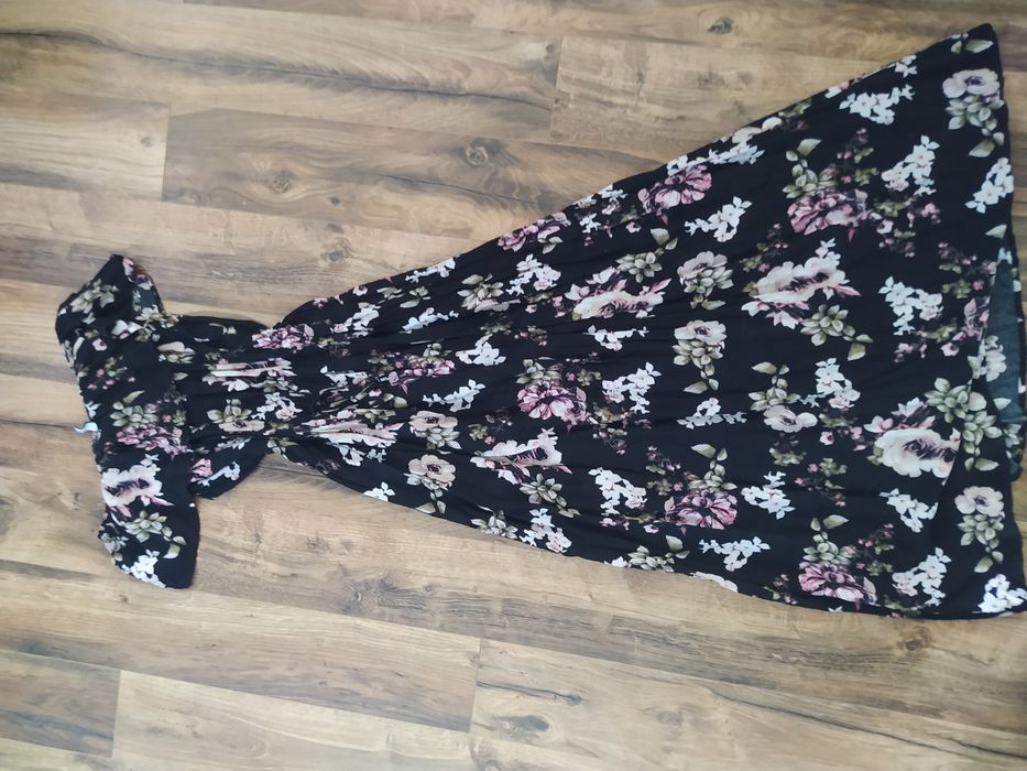 Няколко красиви рокли