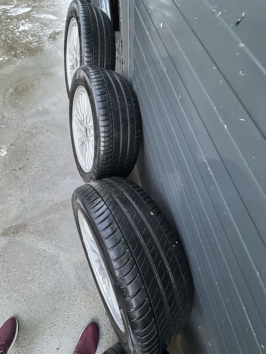Jante bmw R17 Anvelope vara Michelin 225/50