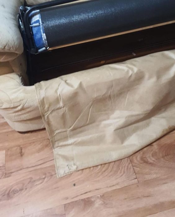 Житикаре,,Потьютков,, шикарный диван