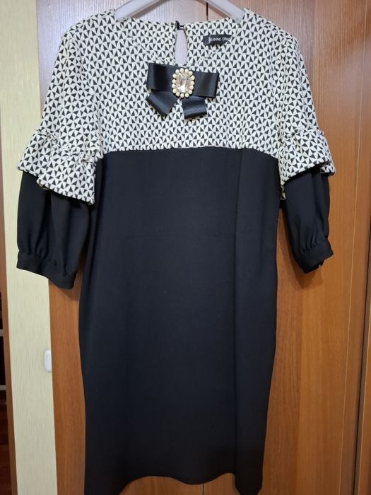 Продаются 2 платья