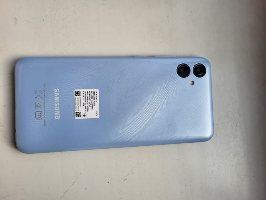 Samsung S04е. И А32