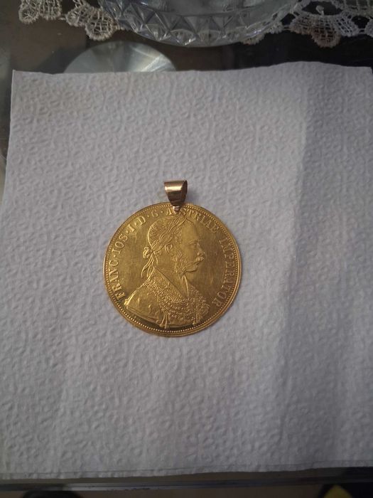 Moneda aur 24 karate