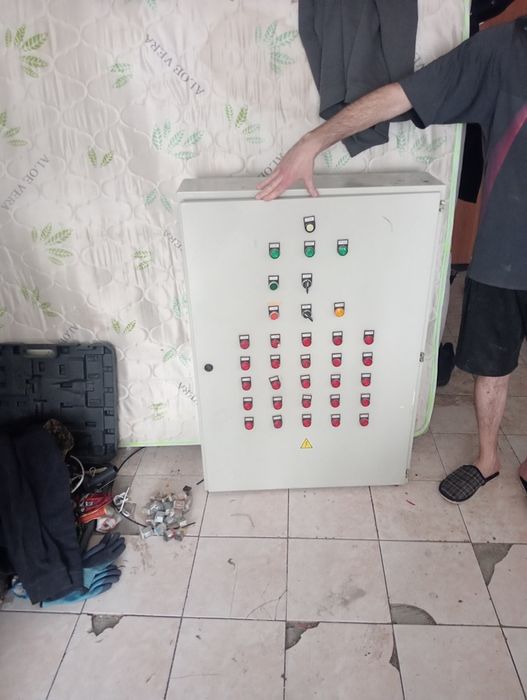 Продам промежуточное реле