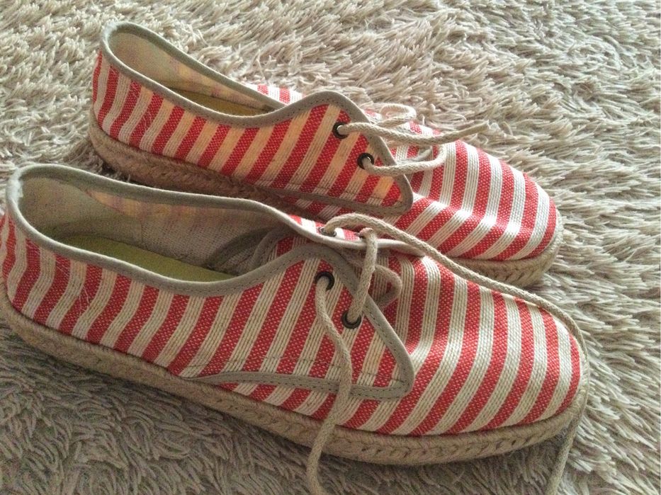 Продам кеды лён