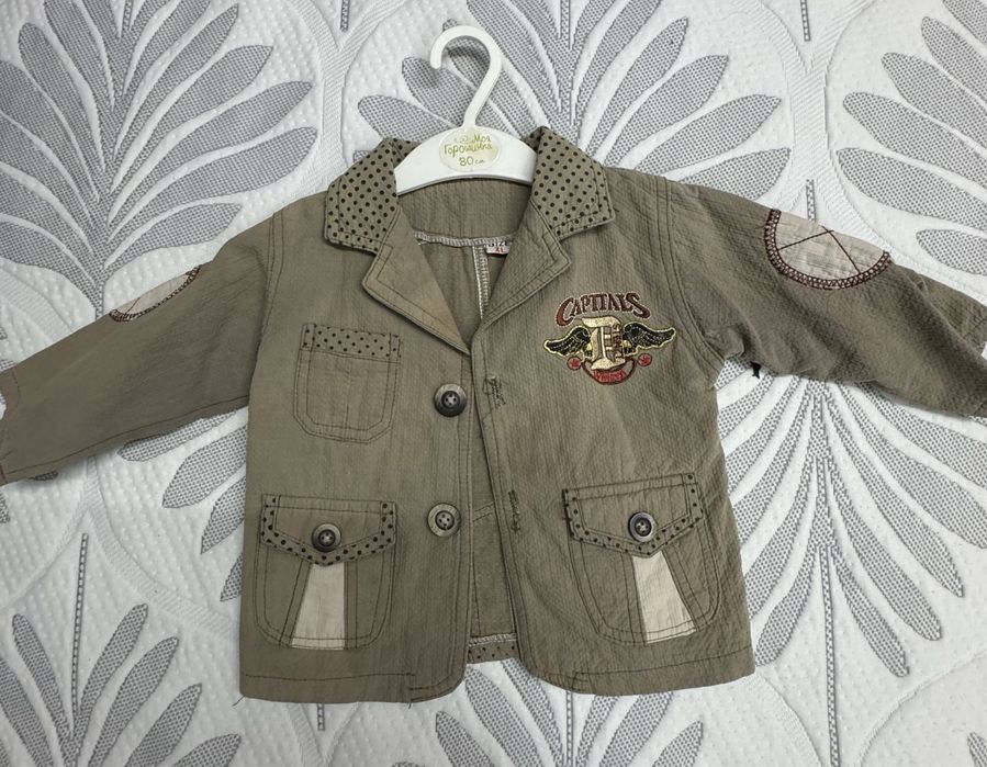 Продам детскую одежду за все 3000