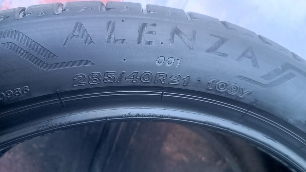 285/40/21 Bridgestone