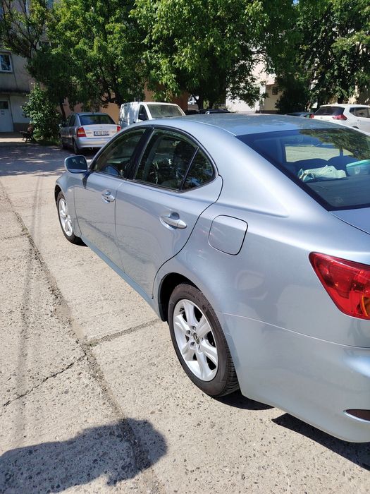 Lexus is 220 D 2007