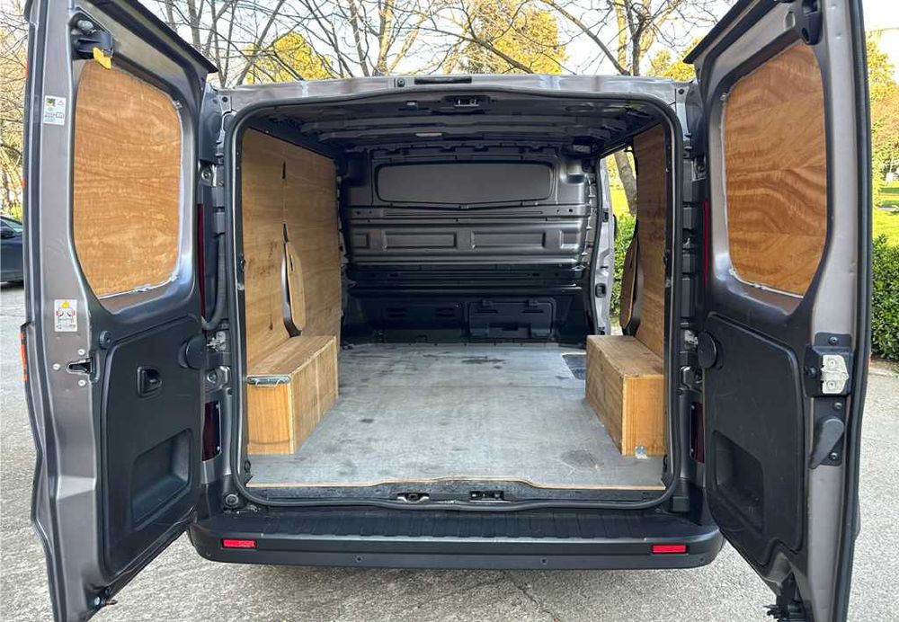 RENAULT TRAFIC an 2020 -Euro 6 -2.0 Diesel 145 Cp -EXTRA DOTARI