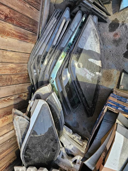 Глухие стекла LEXUS RX300