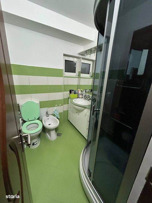 De vanzare apartament cu 3 camere, situat ultracentral, zona Primariei