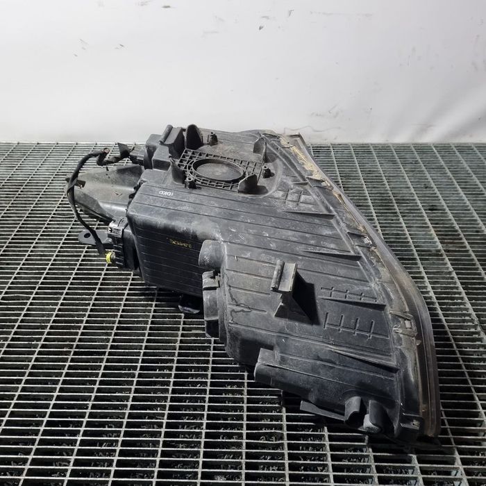 Far Dreapta Hyundai Santa Fe 3 2012 - 2016 SUV 4 Usi (1351) Cu lupă