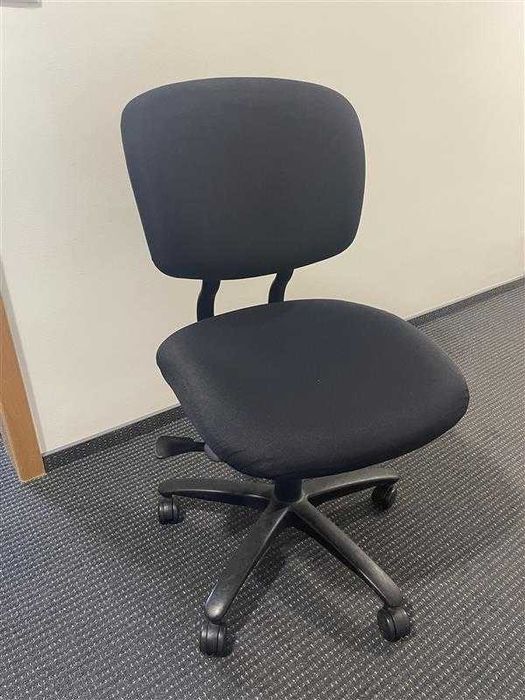 Столове за офисно помещение