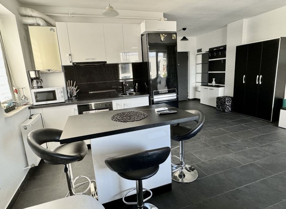 Oferim spre inchiriere Apartament Delux Regim Hotelier!