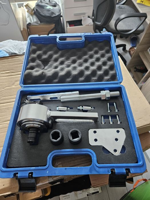 Unealta de indepartare a scripetelui de arbore cotit