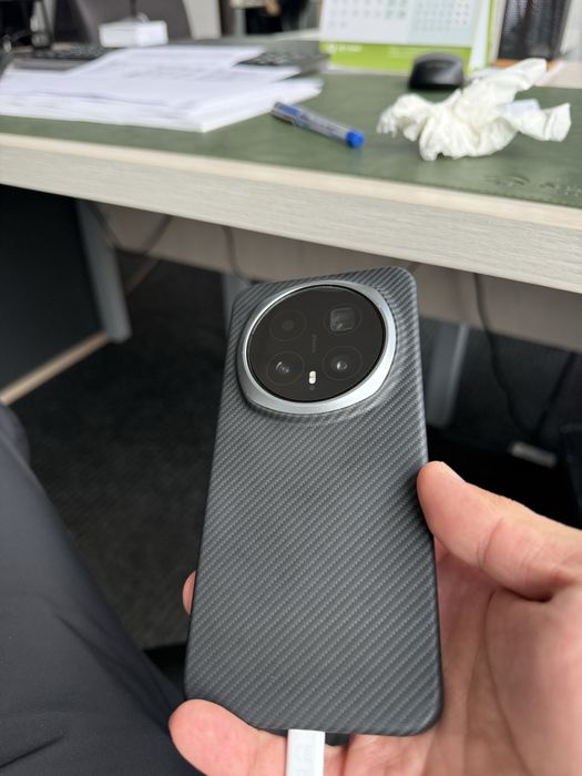 Продам honor magic 8 pro 512gb