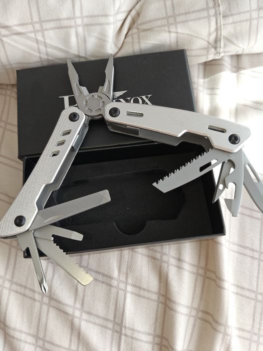 Lanterna+Clește Multifuncțional