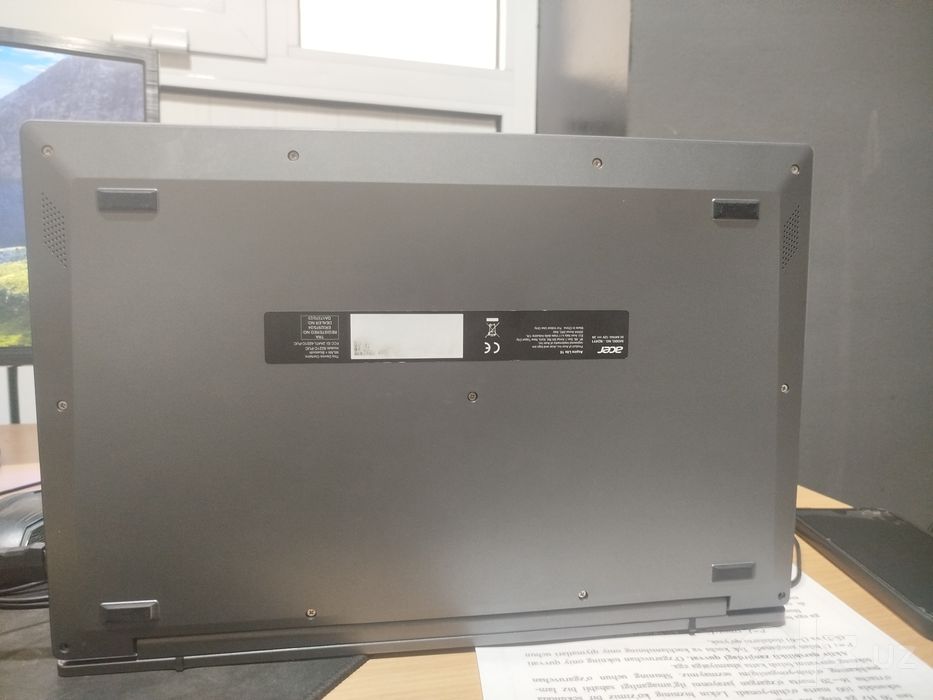 Acer lite 15 256/8