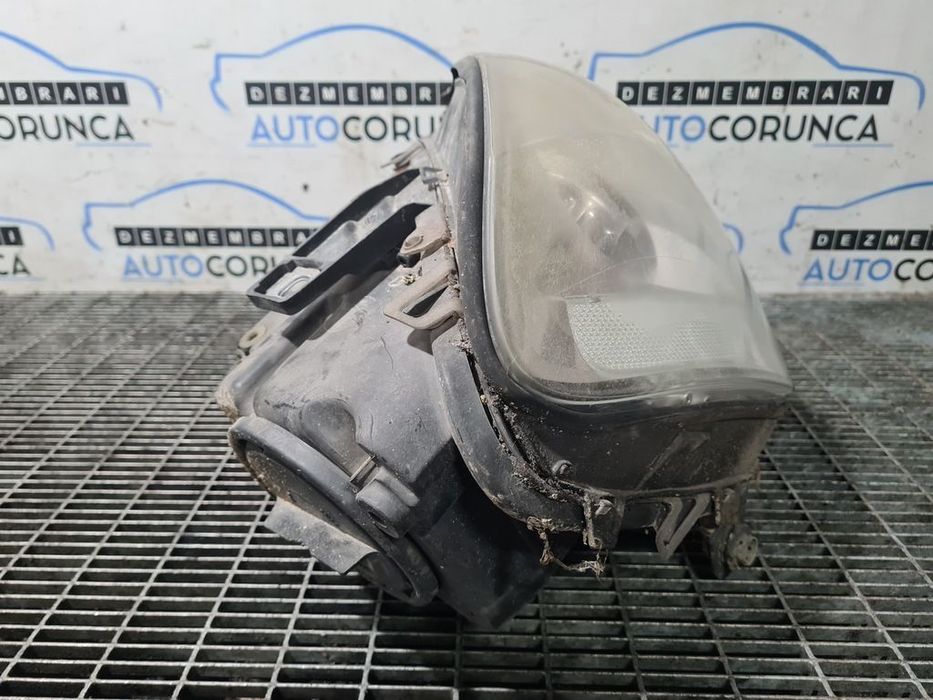 Far Dreapta Mercedes GL X164 2006 - 2008 SUV 4 Usi (1266) Cu lupă