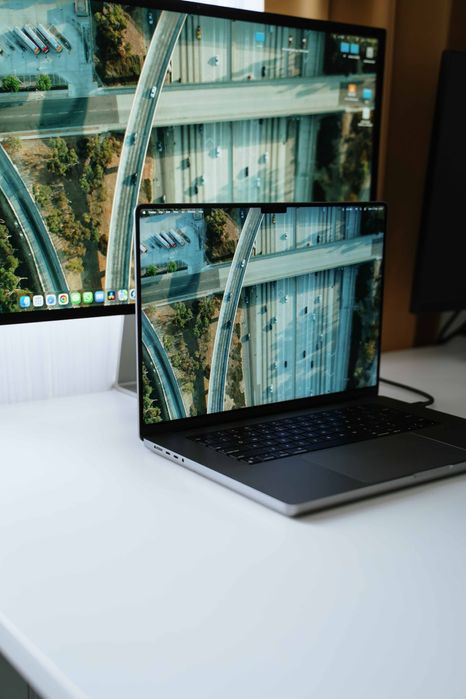 MacBook Pro M1 16" 16GB 1 TB